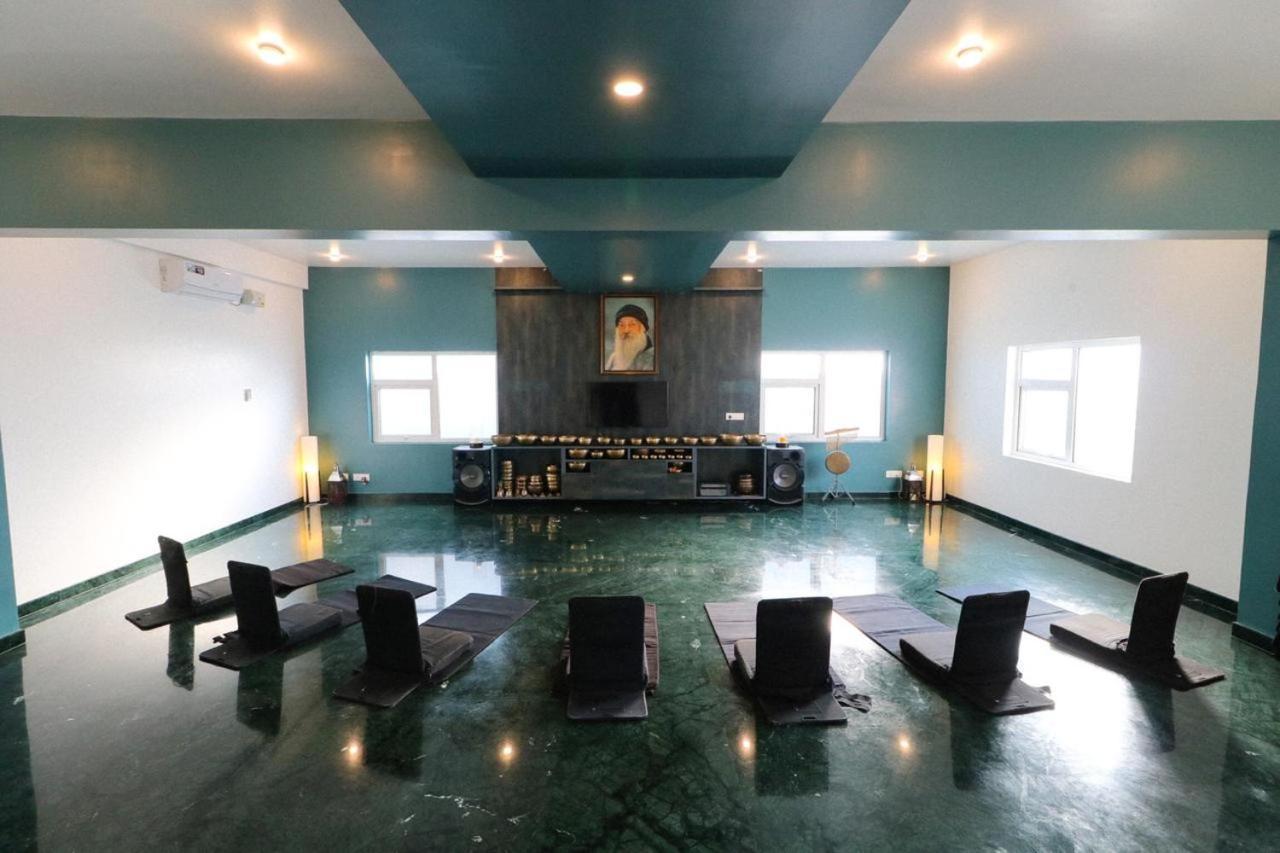 Osho Glimpse Mysore Bed & Breakfast Exterior photo